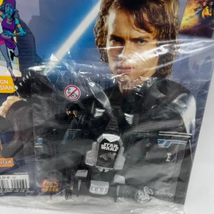 Livre d’activité  Magazine Star Wars avec son vaisseau lance disque Neuf