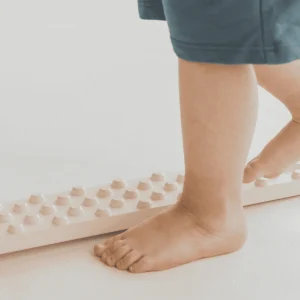 Planche Equilibre Montessori simple double face avec points TipiToo® Solo